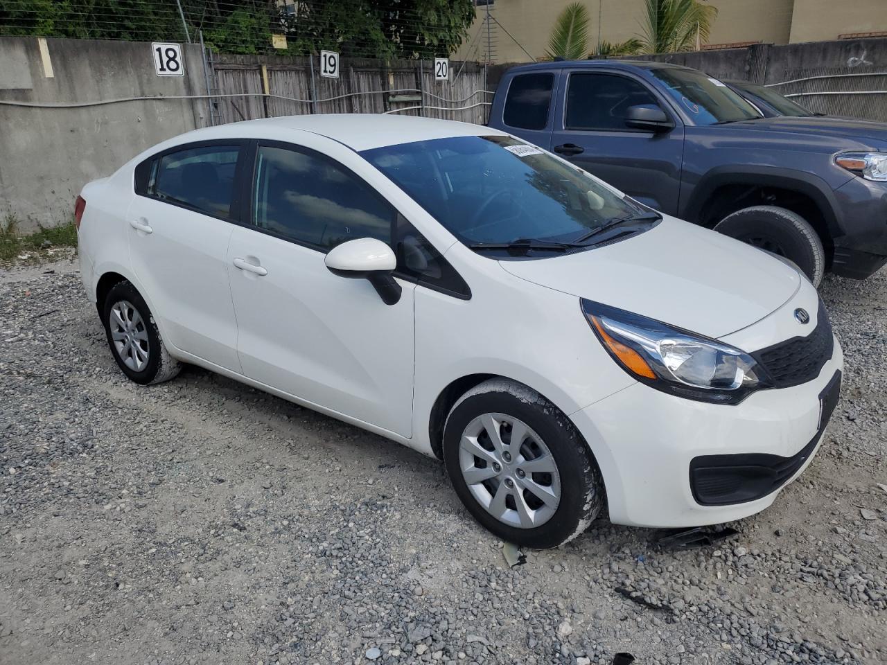 KNADM4A38E6341119 2014 Kia Rio Lx