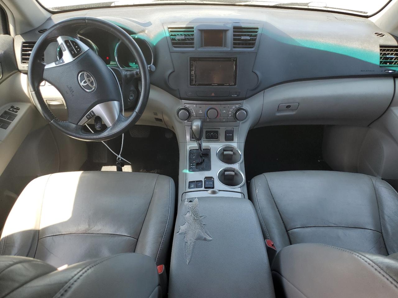 5TDBK3EH4CS174092 2012 Toyota Highlander Base