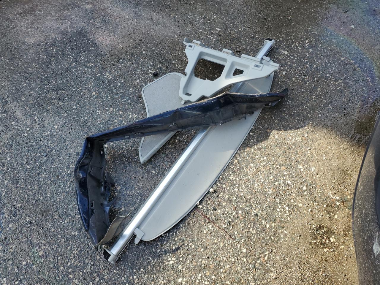 JTDKN3DU3E1819403 2014 Toyota Prius