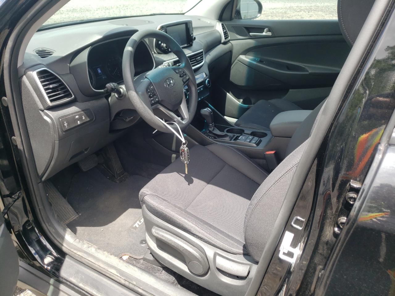 KM8J2CA40KU065794 2019 Hyundai Tucson Se