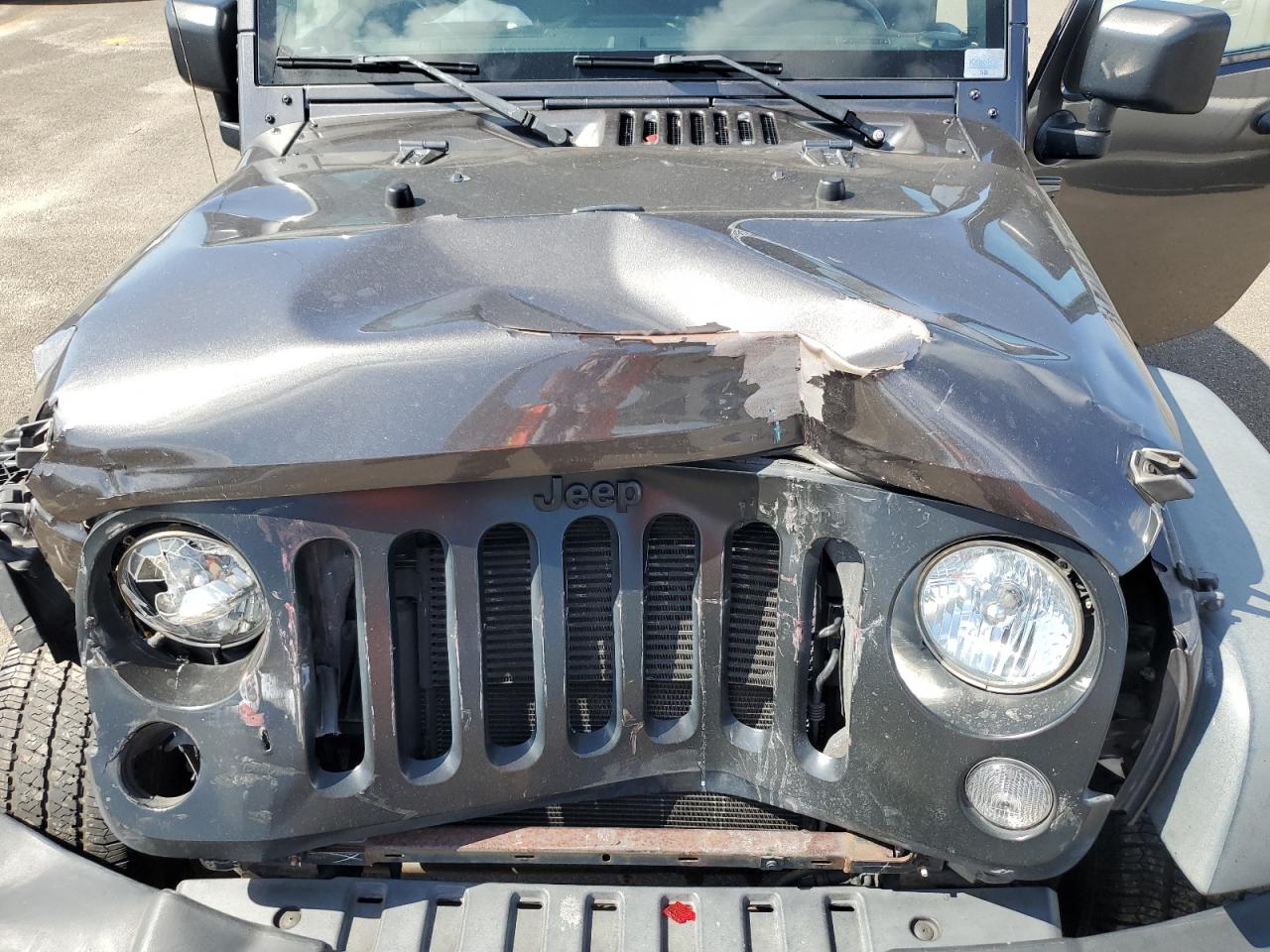 1C4AJWAG4GL261821 2016 Jeep Wrangler Sport