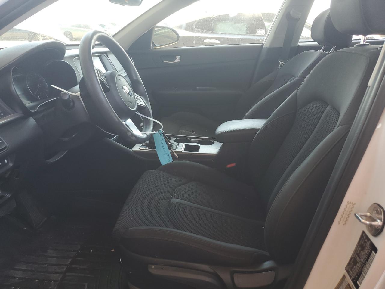 5XXGT4L30LG422811 2020 Kia Optima Lx