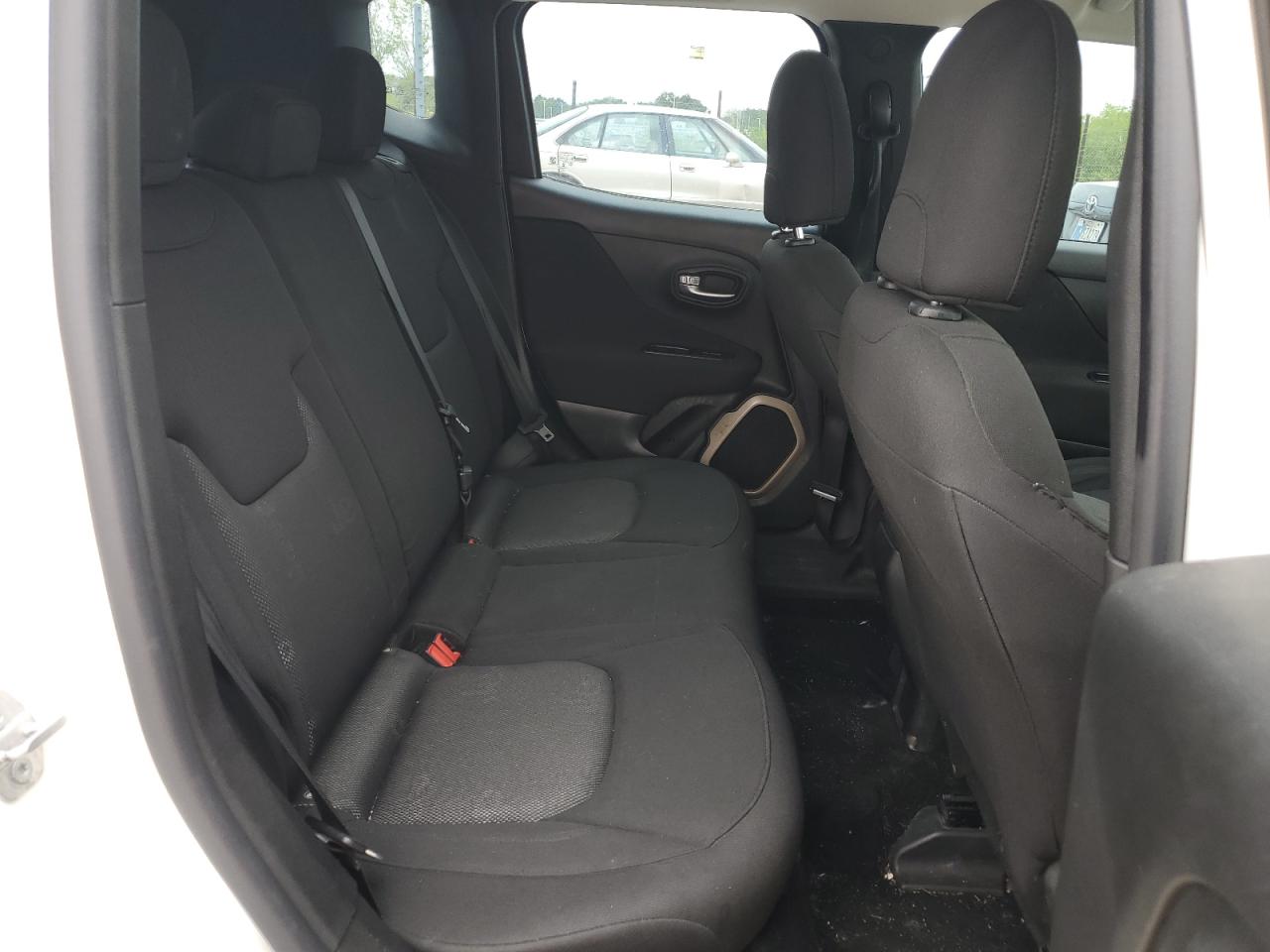 ZACCJAAH9FPC27596 2015 Jeep Renegade Sport