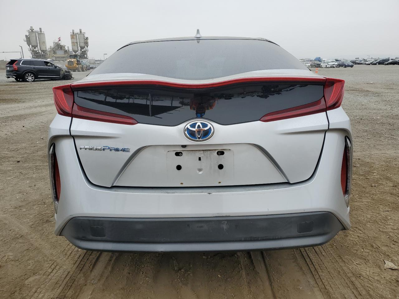JTDKARFP8H3002698 2017 Toyota Prius Prime