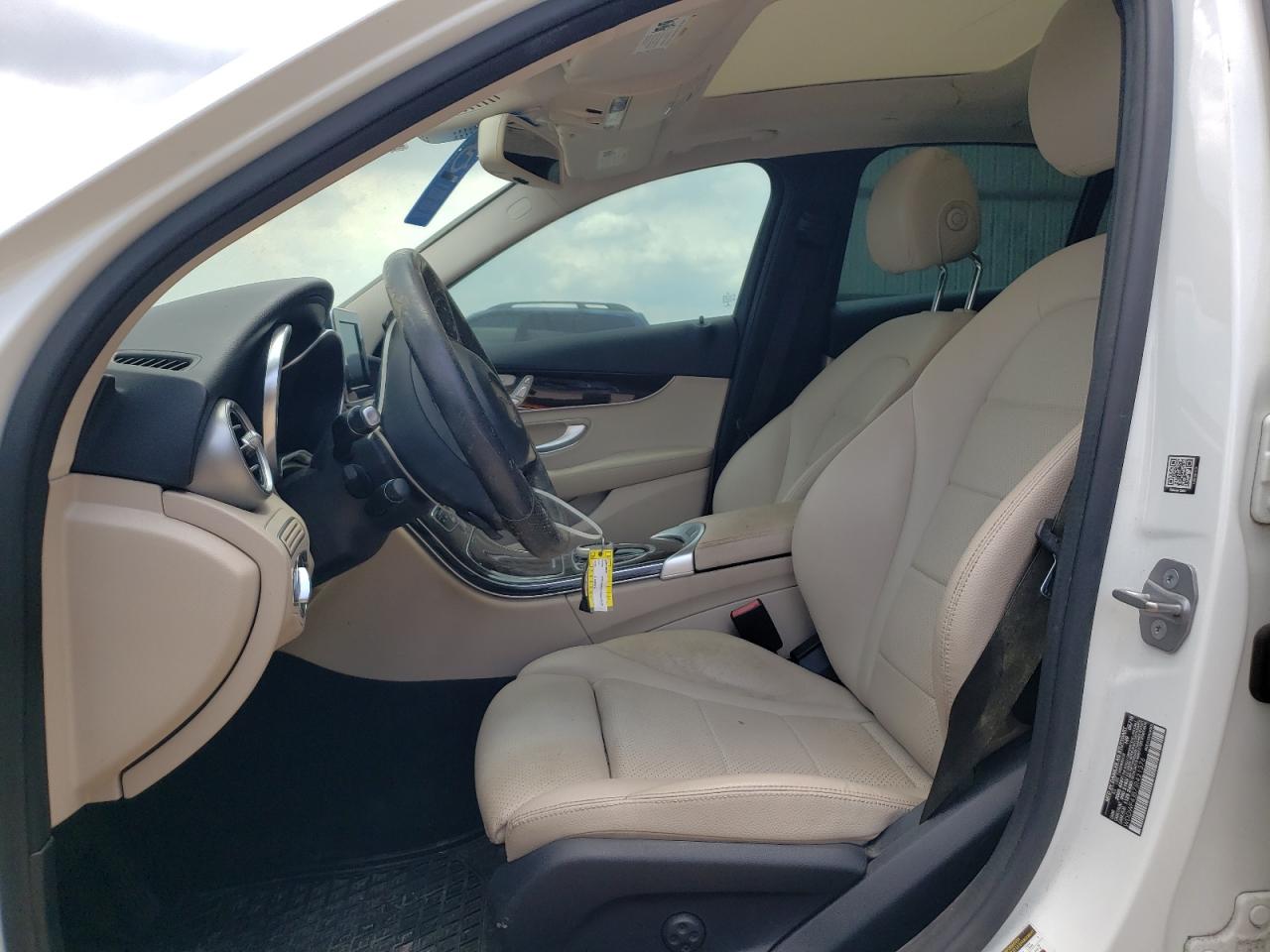 WDDWF4JB7JR421376 2018 Mercedes-Benz C 300