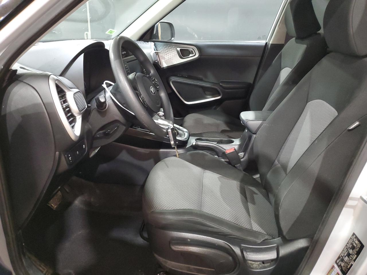 KNDJ23AU7L7718058 2020 Kia Soul Lx