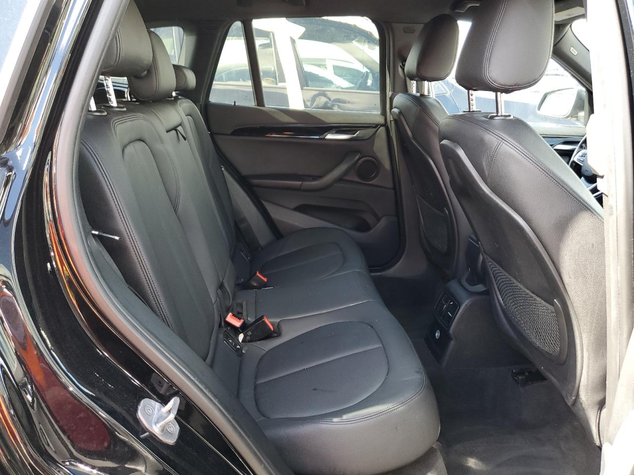 WBXHT3C37H5F76528 2017 BMW X1 xDrive28I