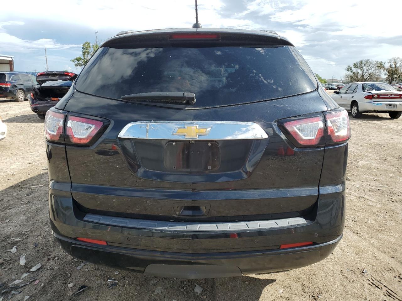 2017 Chevrolet Traverse Lt vin: 1GNKRHKD5HJ198634