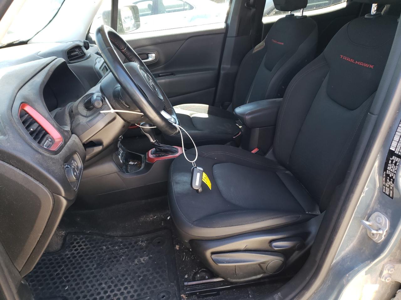 ZACCJBCB2HPE80390 2017 Jeep Renegade Trailhawk