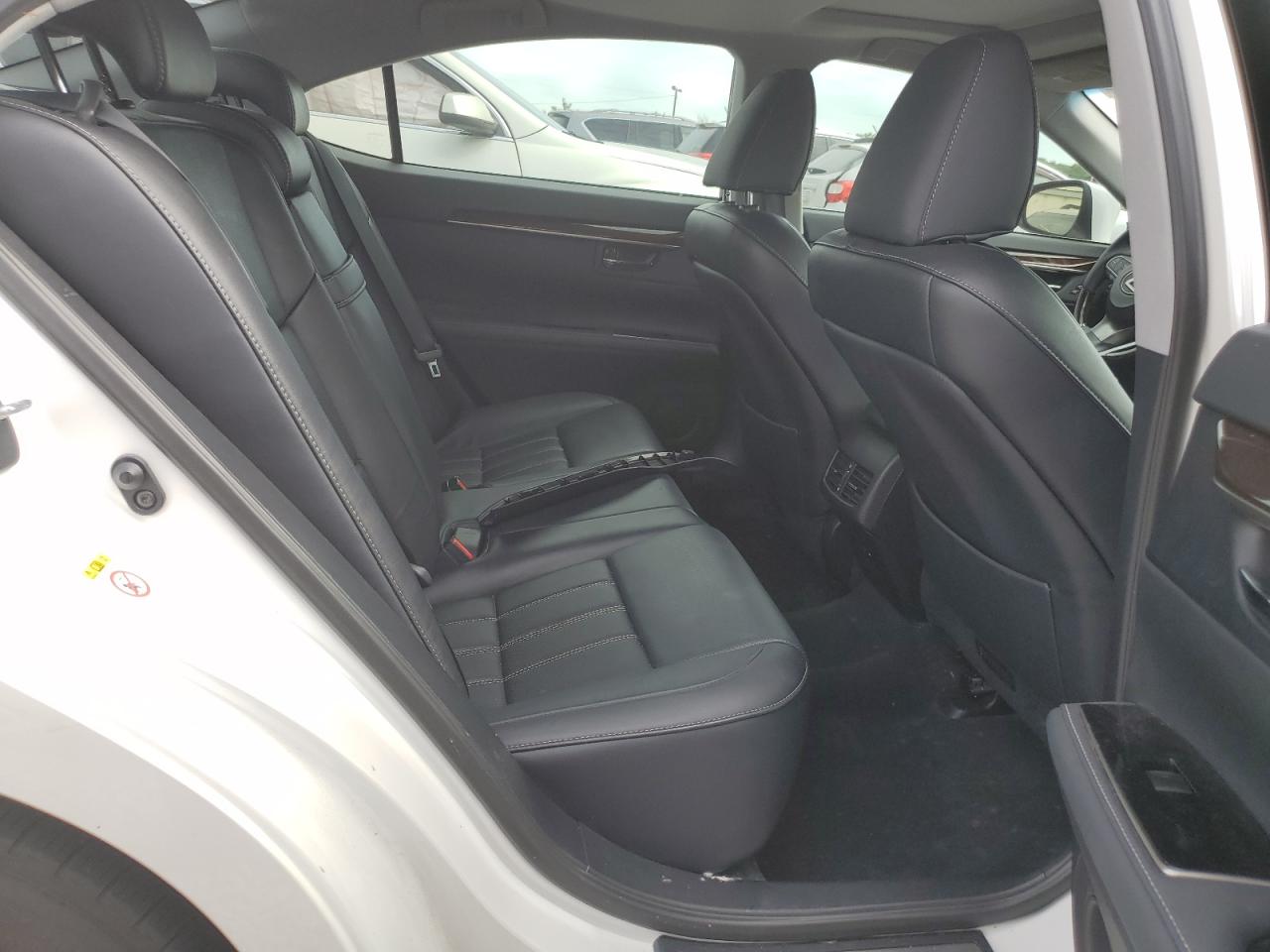 58ABK1GG0HU057657 2017 Lexus Es 350