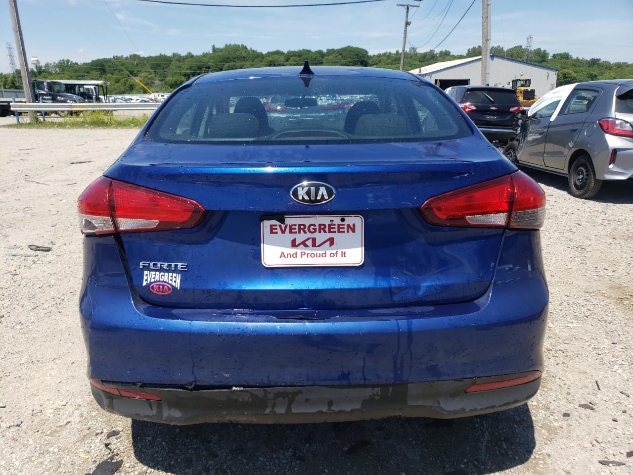 3KPFK4A74HE122645 2017 Kia Forte Lx