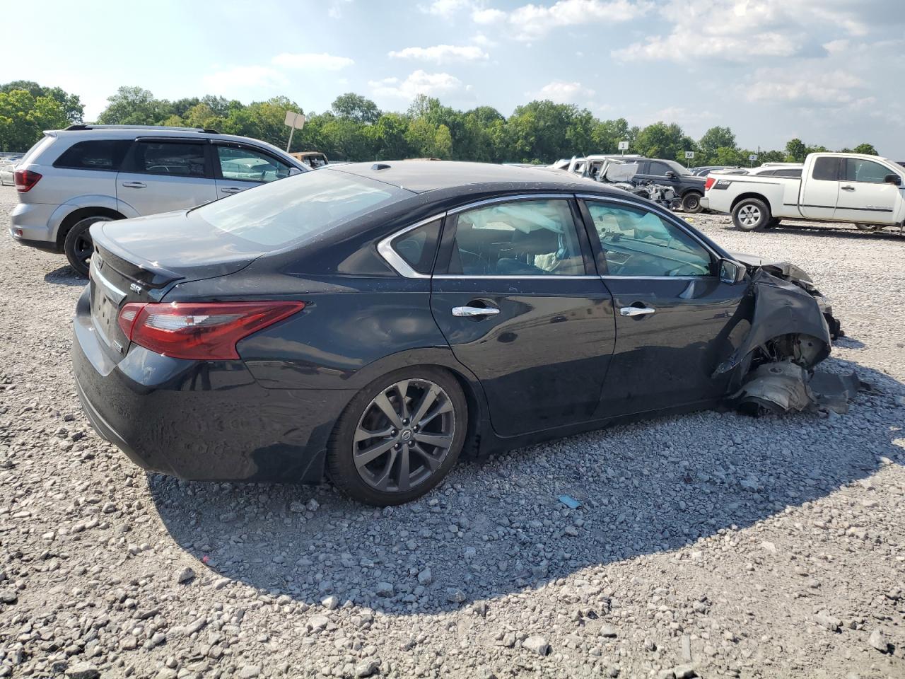 2018 Nissan Altima 2.5 vin: 1N4AL3AP9JC230876