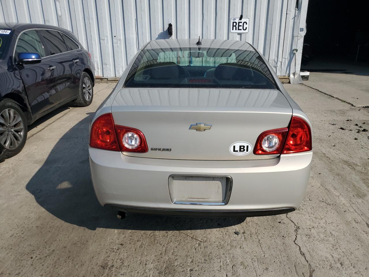 1G1ZB5EB4AF111716 2010 Chevrolet Malibu Ls