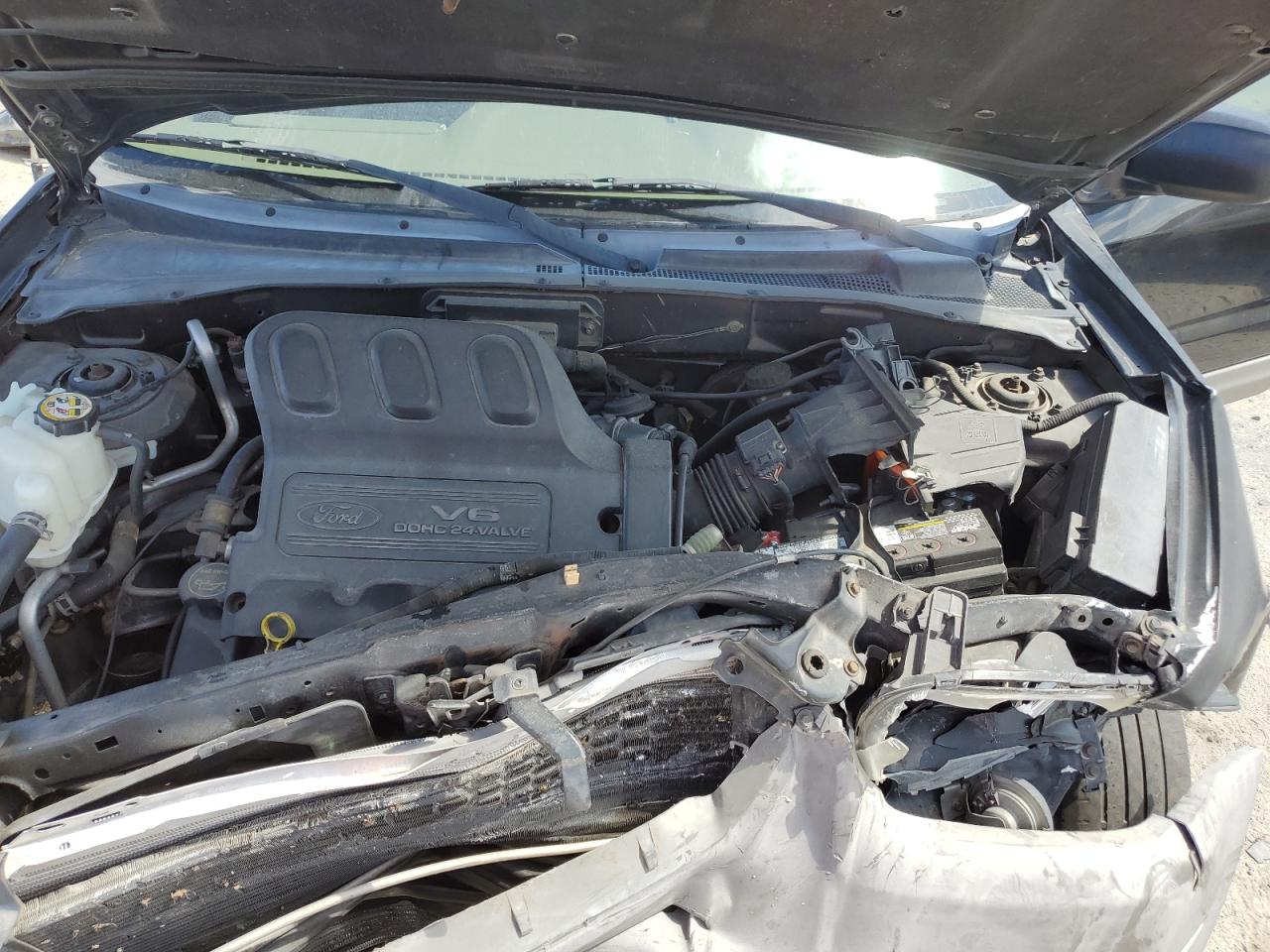 1FMYU01122KA78958 2002 Ford Escape Xls