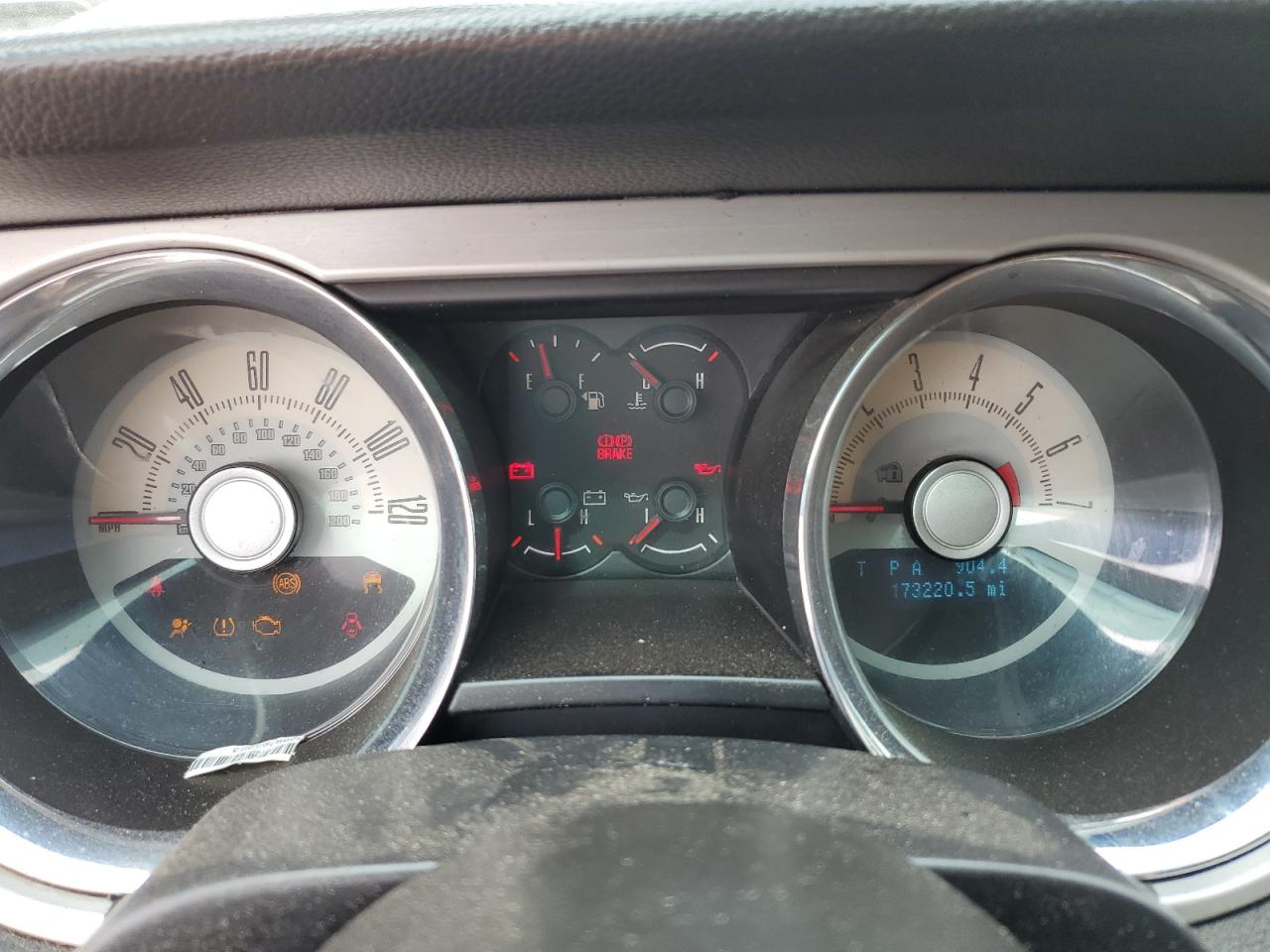 1ZVBP8AN7A5100496 2010 Ford Mustang