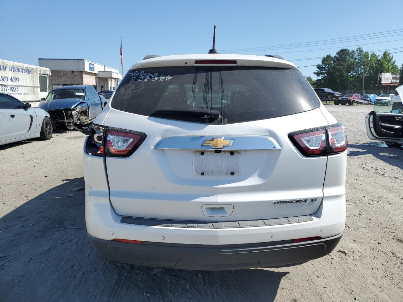 1GNKRHKD6GJ237231 2016 Chevrolet Traverse Lt