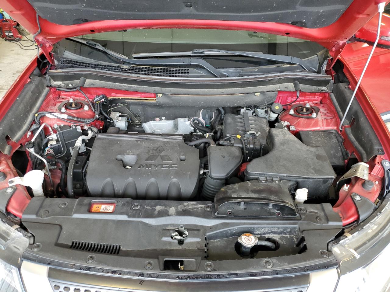 JA4AZ3A34KZ050798 2019 Mitsubishi Outlander Se