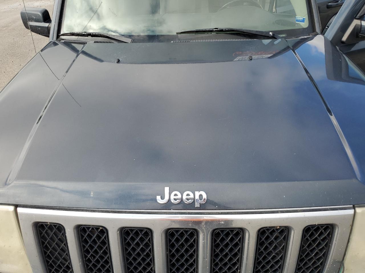 1J8HG68267C630842 2007 Jeep Commander Overland