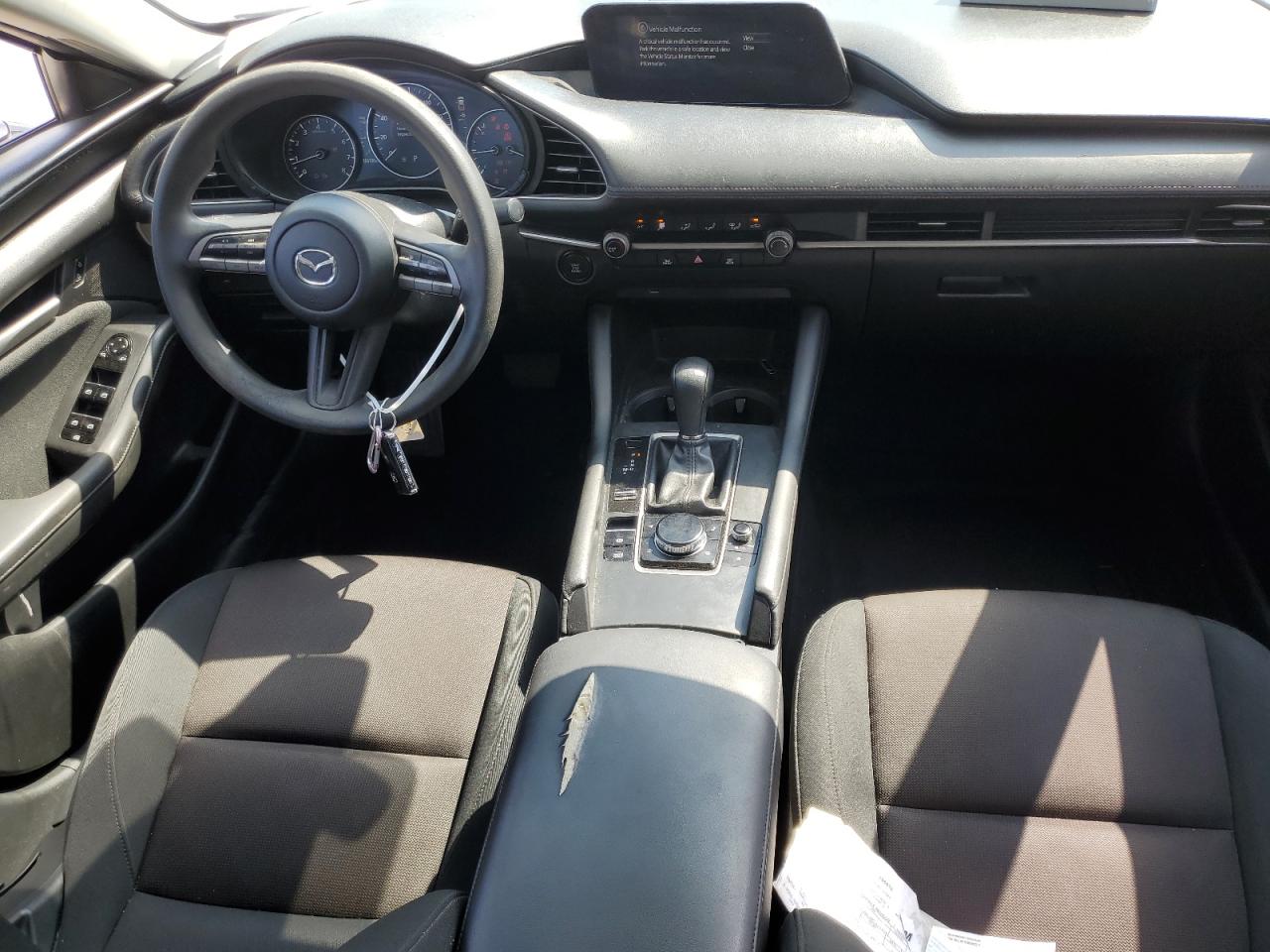 JM1BPAAL4M1321994 2021 Mazda 3