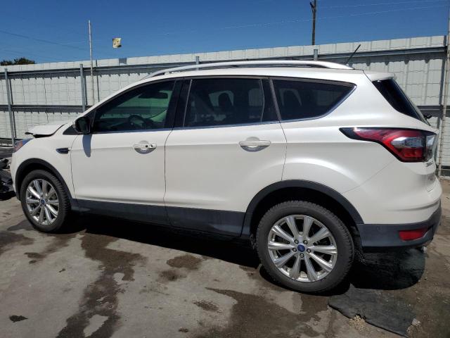 Vin: 1fmcu9j96jua23260, lot: 59871044, ford escape titanium 20182