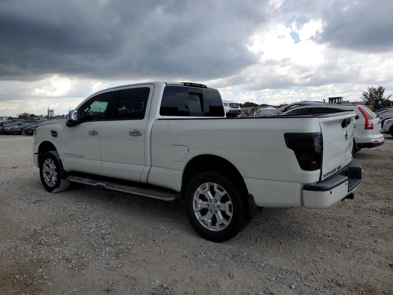 1N6BA1F48GN512718 NISSAN TITAN 2016