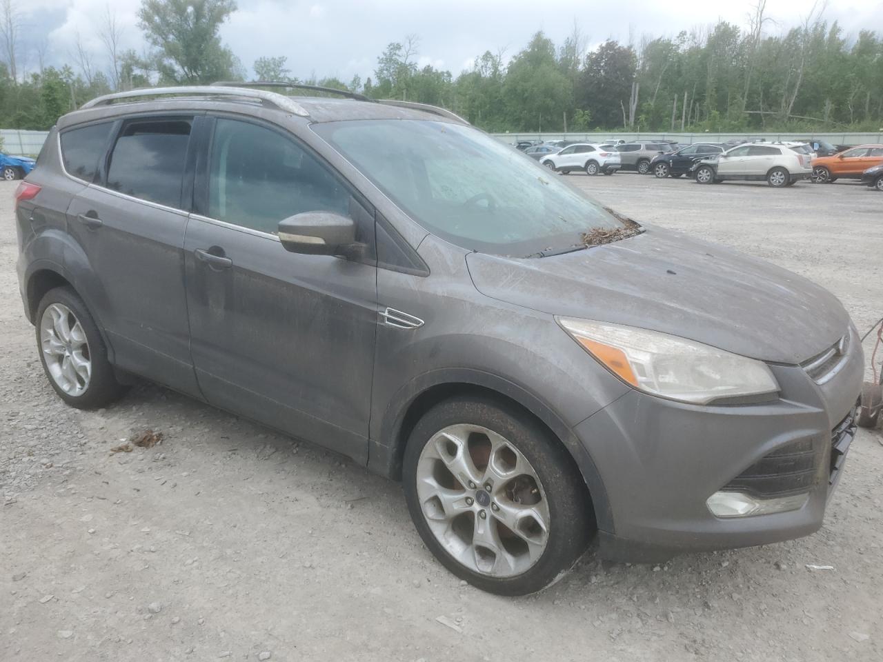 1FMCU9J93EUA34688 2014 Ford Escape Titanium