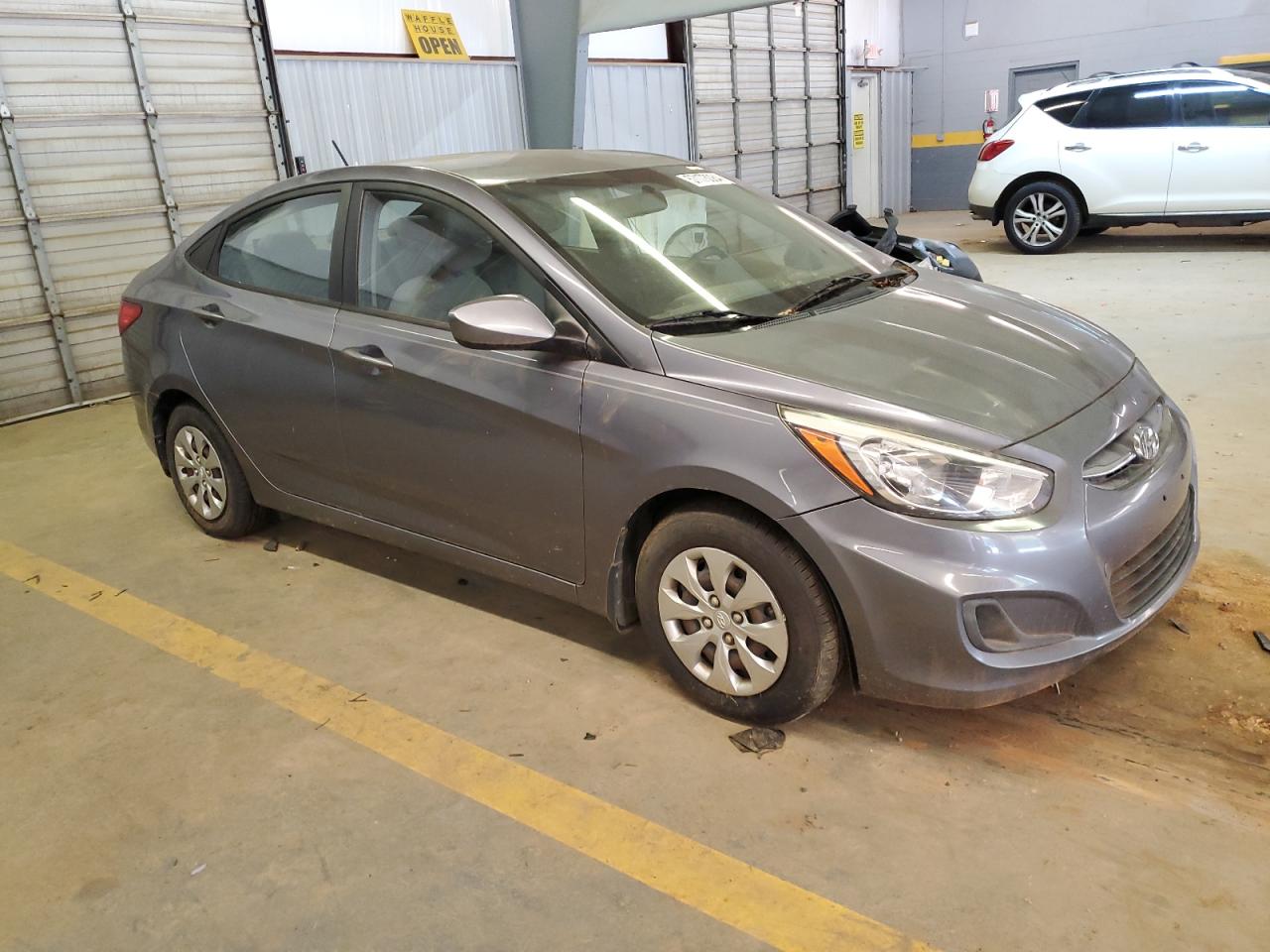 2016 Hyundai Accent Se vin: KMHCT4AE6GU115691