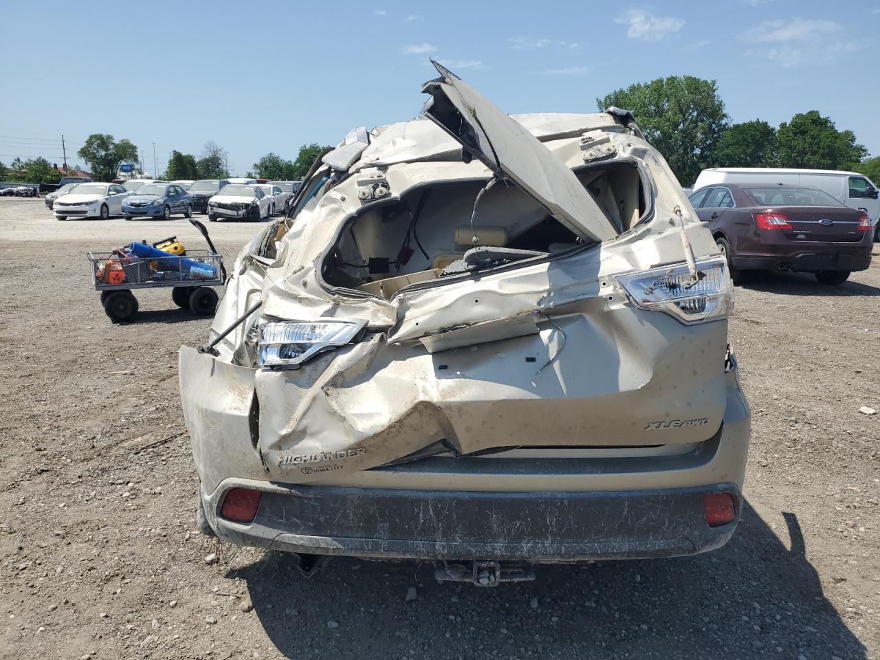 5TDJKRFH1ES014770 2014 Toyota Highlander Xle