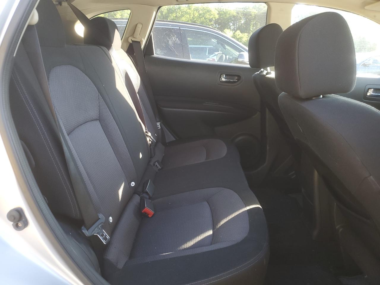 JN8AS5MV0BW280444 2011 Nissan Rogue S