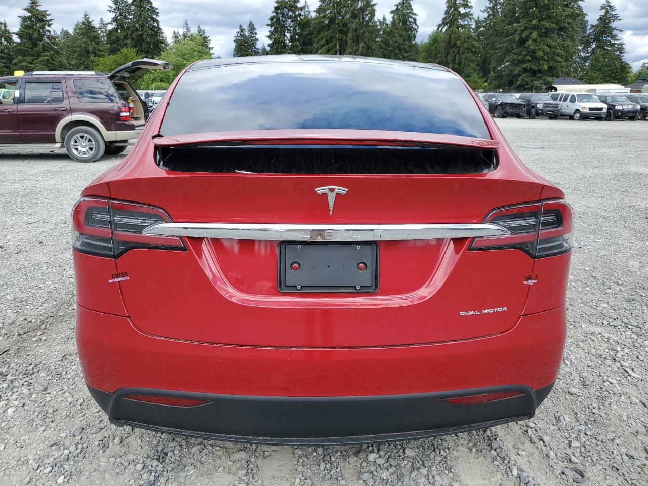 2021 Tesla Model X vin: 5YJXCAE28MF324990