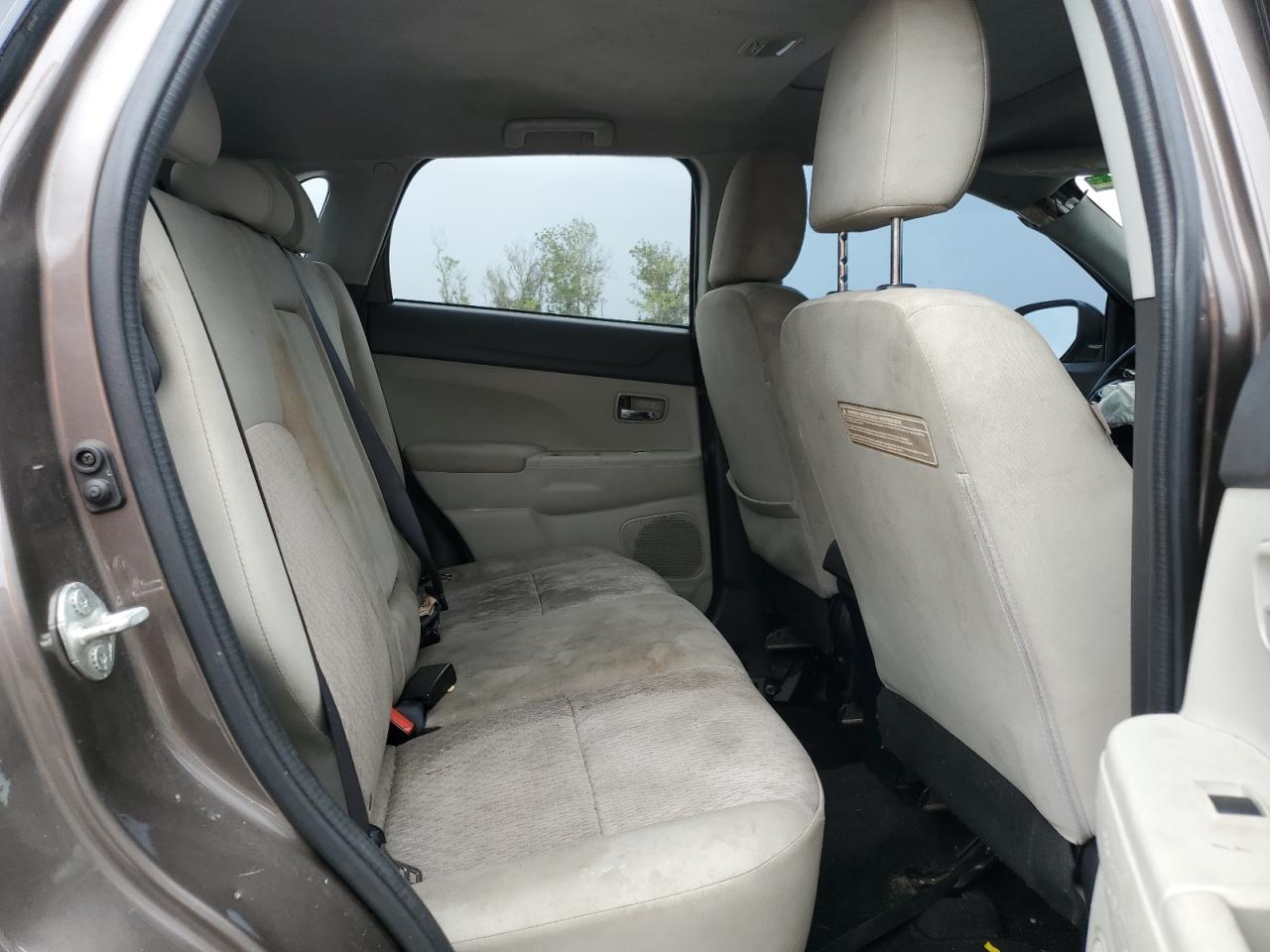 JA4AP3AU9HZ033938 2017 Mitsubishi Outlander Sport Es