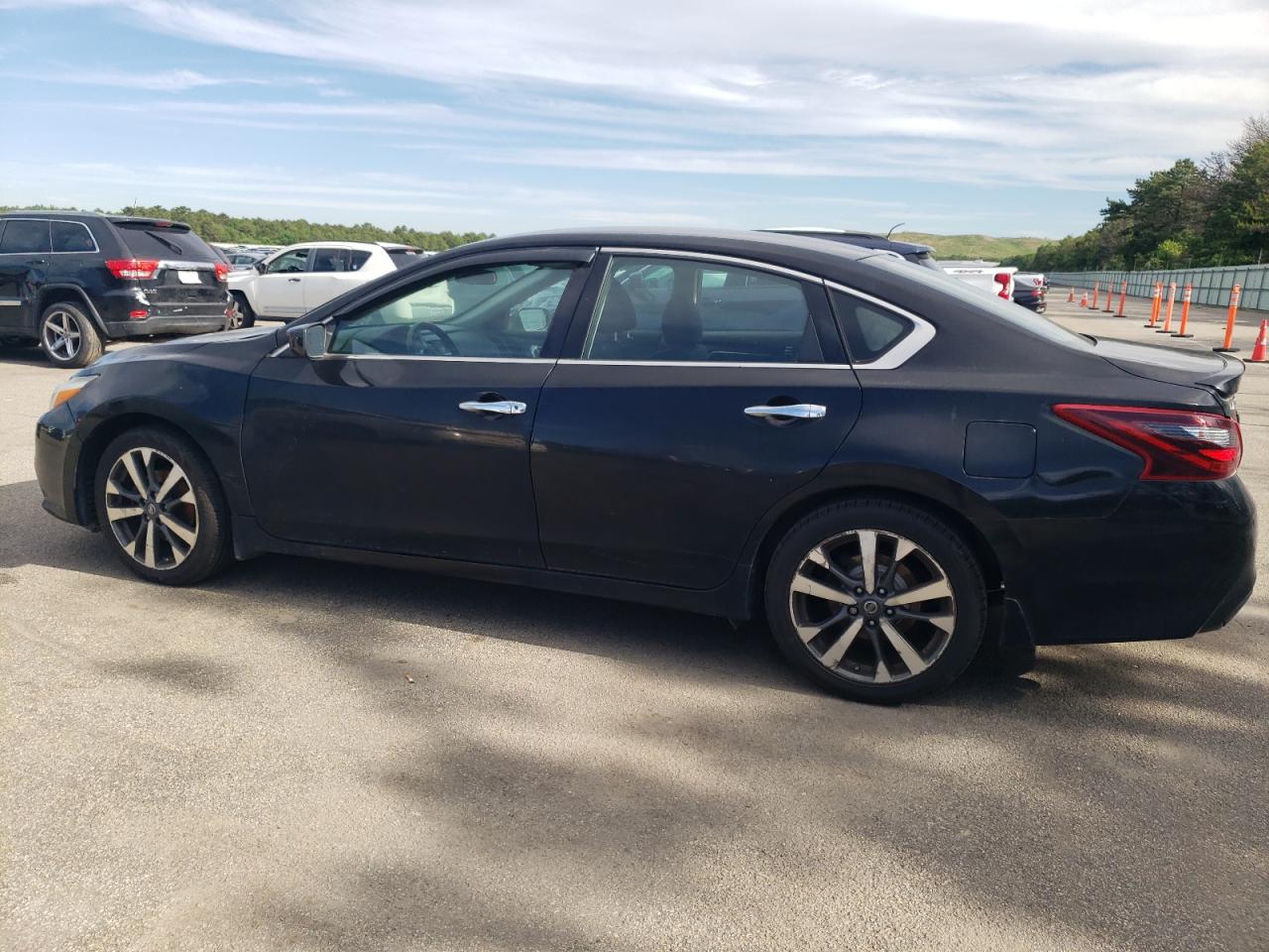 1N4AL3AP7HC136702 2017 Nissan Altima 2.5