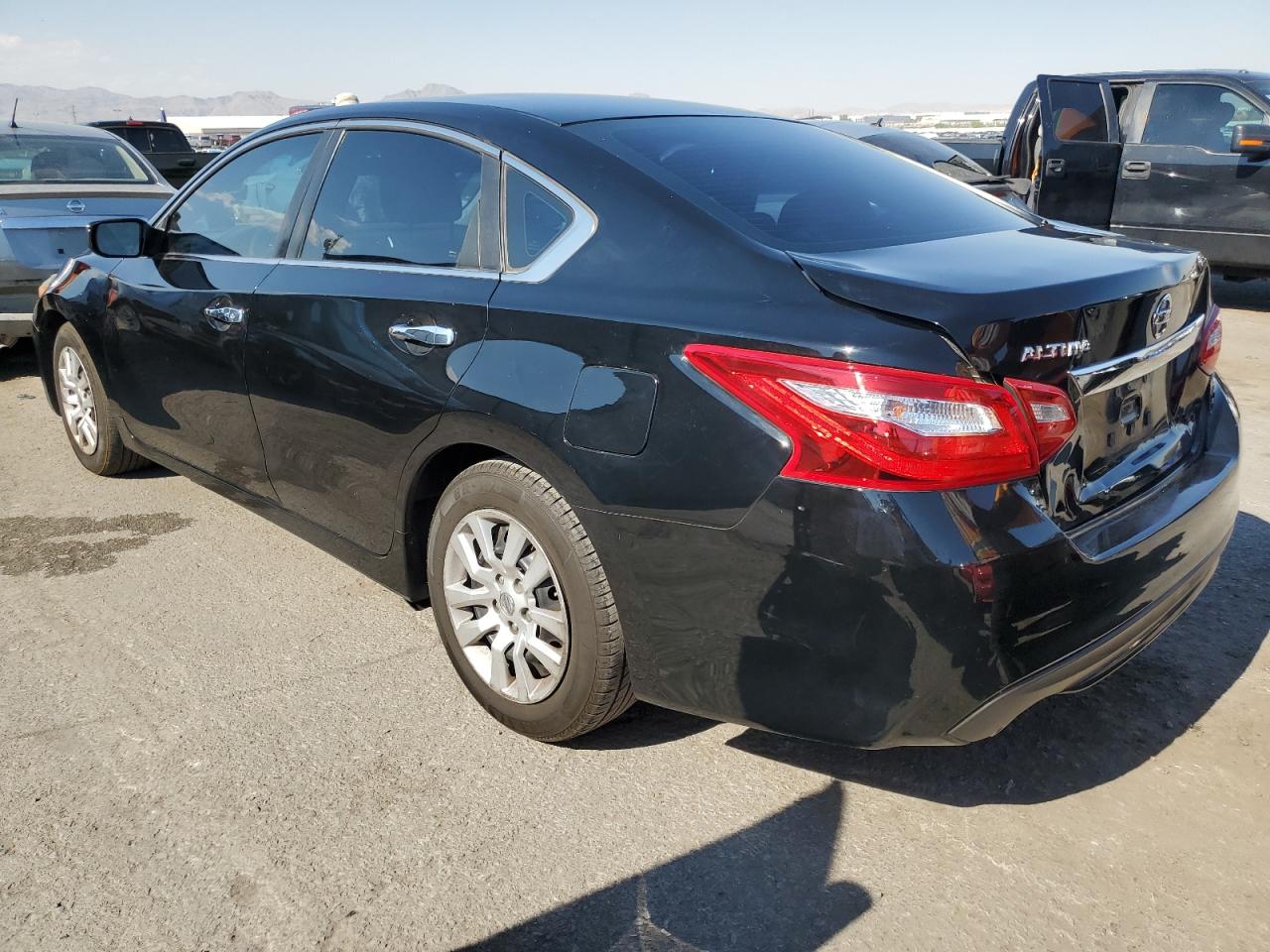 2016 Nissan Altima 2.5 vin: 1N4AL3AP5GN304727