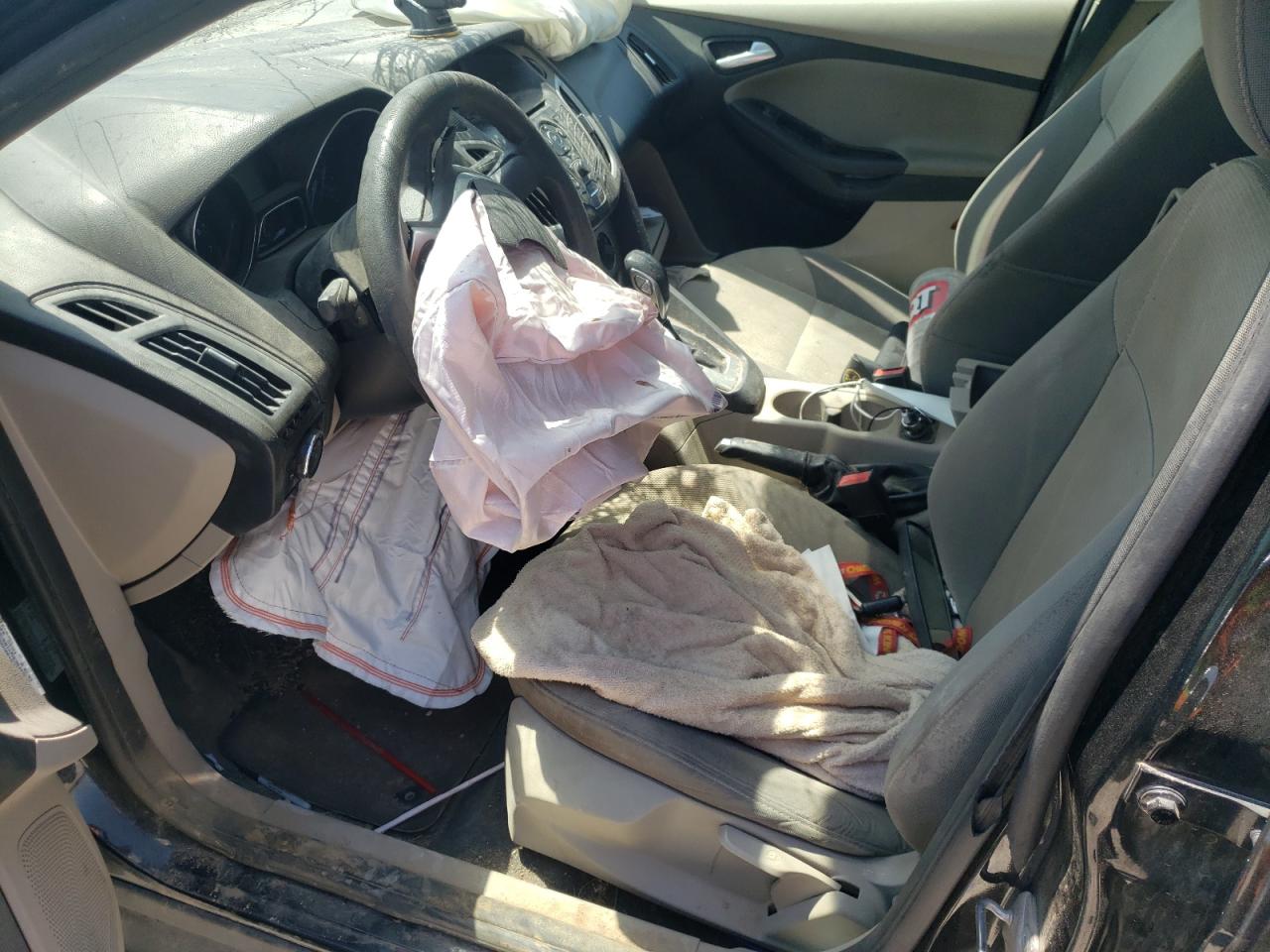 1FADP3F23EL390451 2014 Ford Focus Se