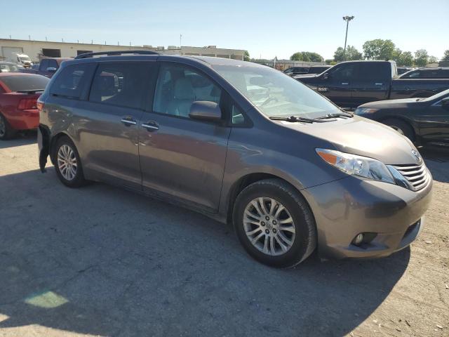 2016 TOYOTA SIENNA XLE - 5TDYK3DC2GS733239