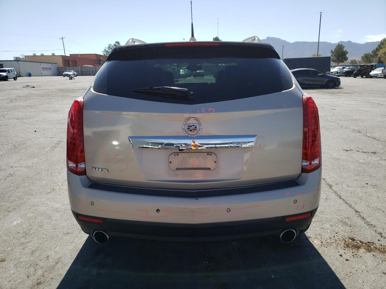 3GYFNCEY6BS670704 2011 Cadillac Srx Premium Collection