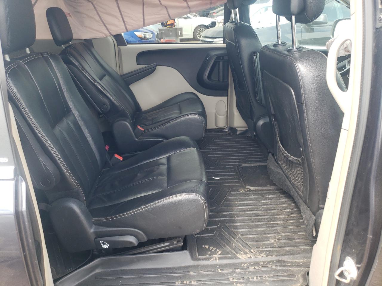 2C4RC1BG2ER386979 2014 Chrysler Town & Country Touring