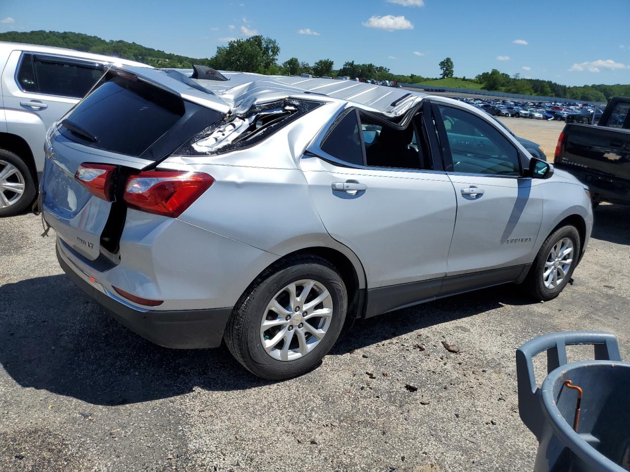 2GNAXSEV3J6329470 2018 Chevrolet Equinox Lt