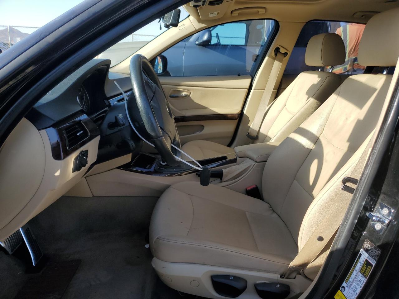 WBAPH77509NM31050 2009 BMW 328 I