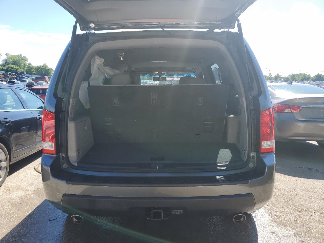 5FNYF4H50BB063841 2011 Honda Pilot Exl