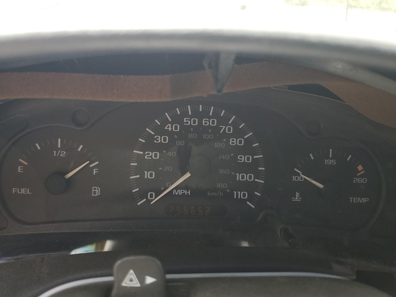 1G1JC1248Y7195424 2000 Chevrolet Cavalier