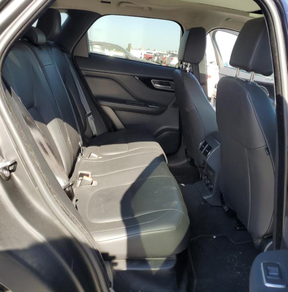 SADCJ2FX1LA627867 2020 Jaguar F-Pace Premium