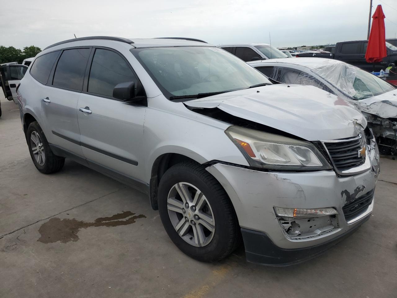 1GNKRFED5HJ336060 2017 Chevrolet Traverse Ls