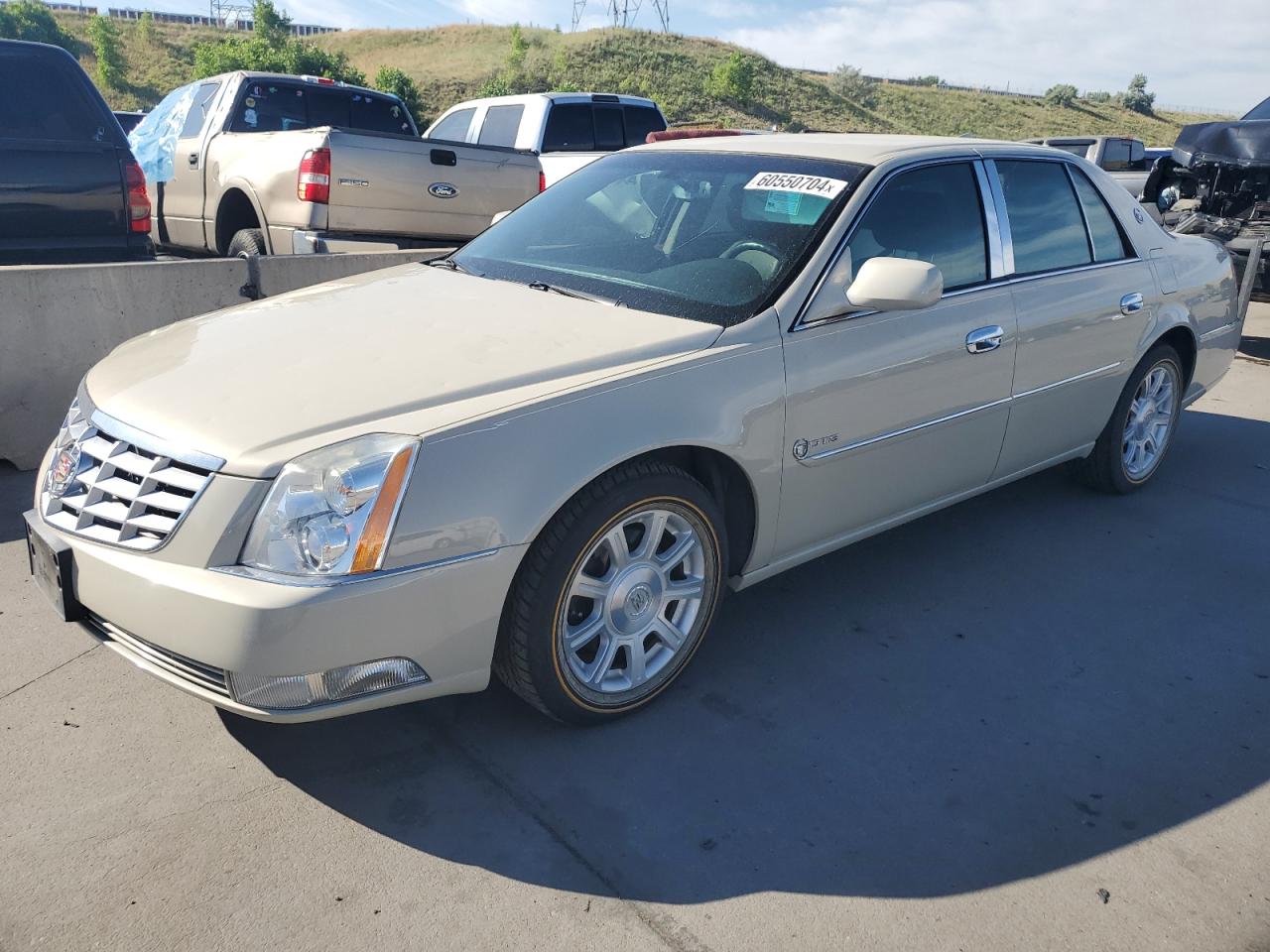 1G6KA5EY7AU128802 2010 Cadillac Dts