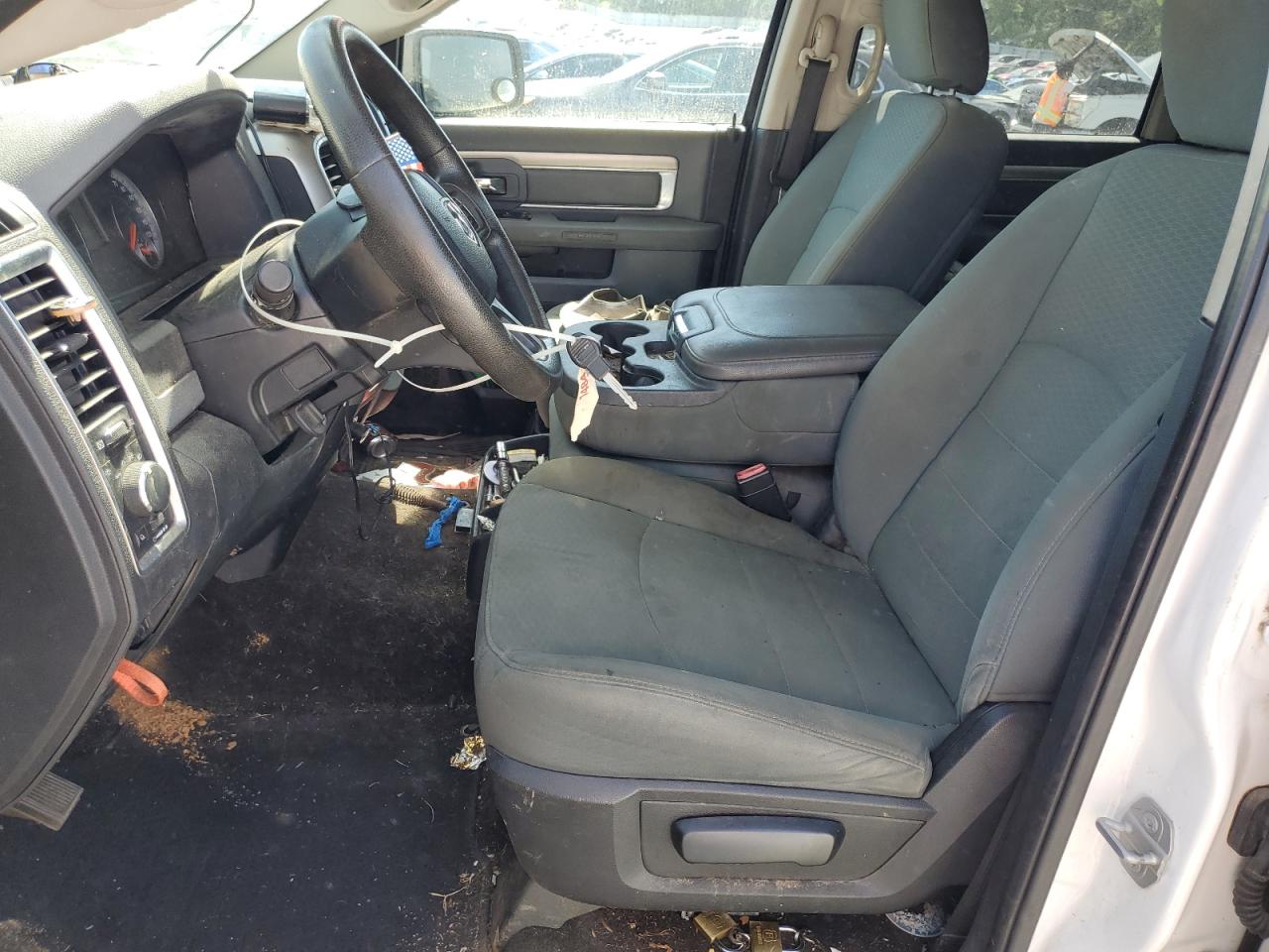 1C6RR6LMXFS649534 2015 Ram 1500 Slt