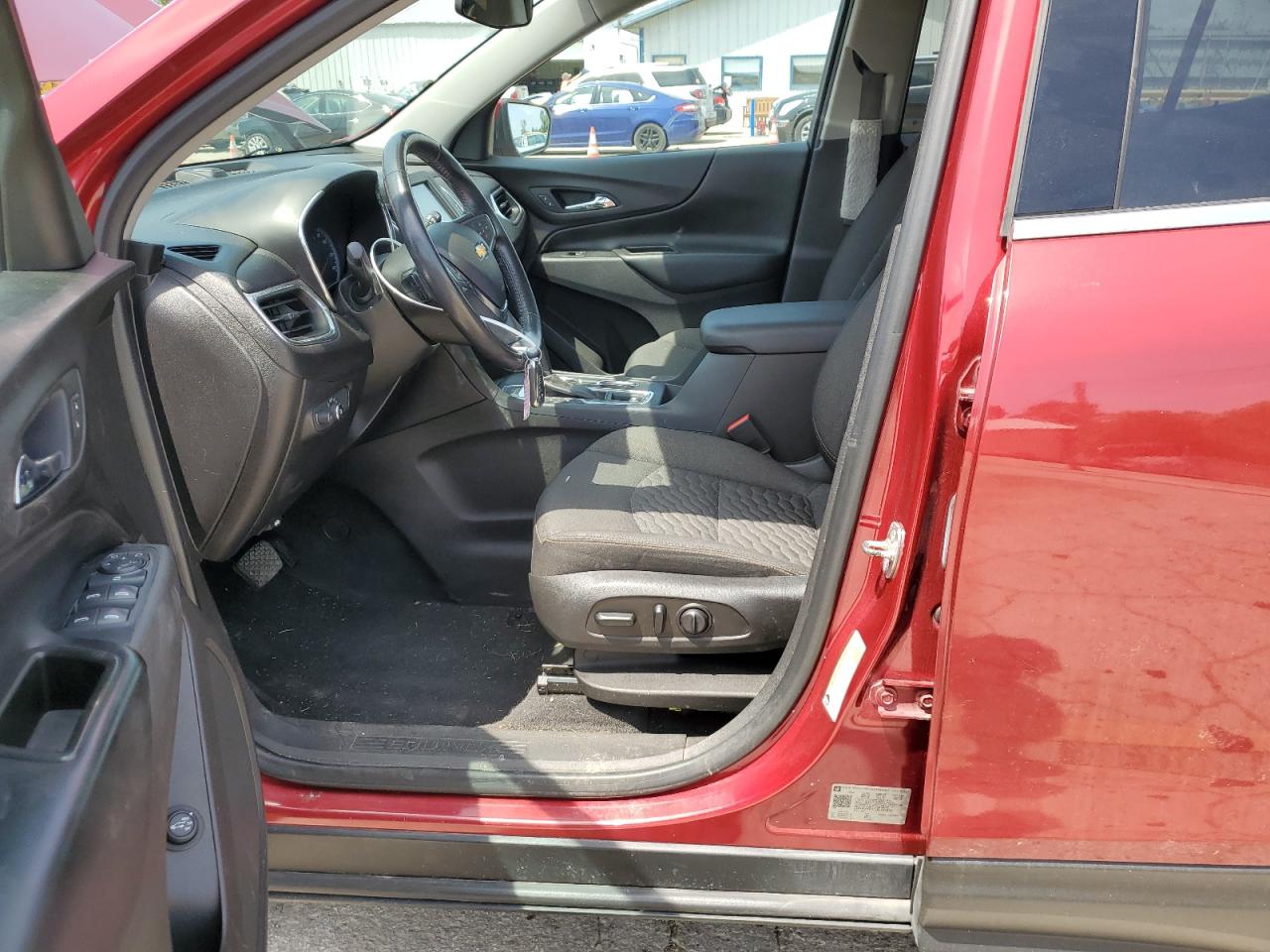 3GNAXKEX5JL383270 2018 Chevrolet Equinox Lt
