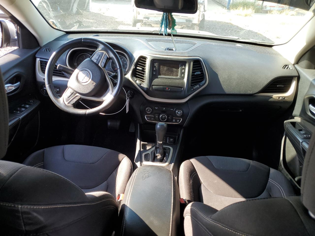 1C4PJLCB4FW655567 2015 Jeep Cherokee Latitude