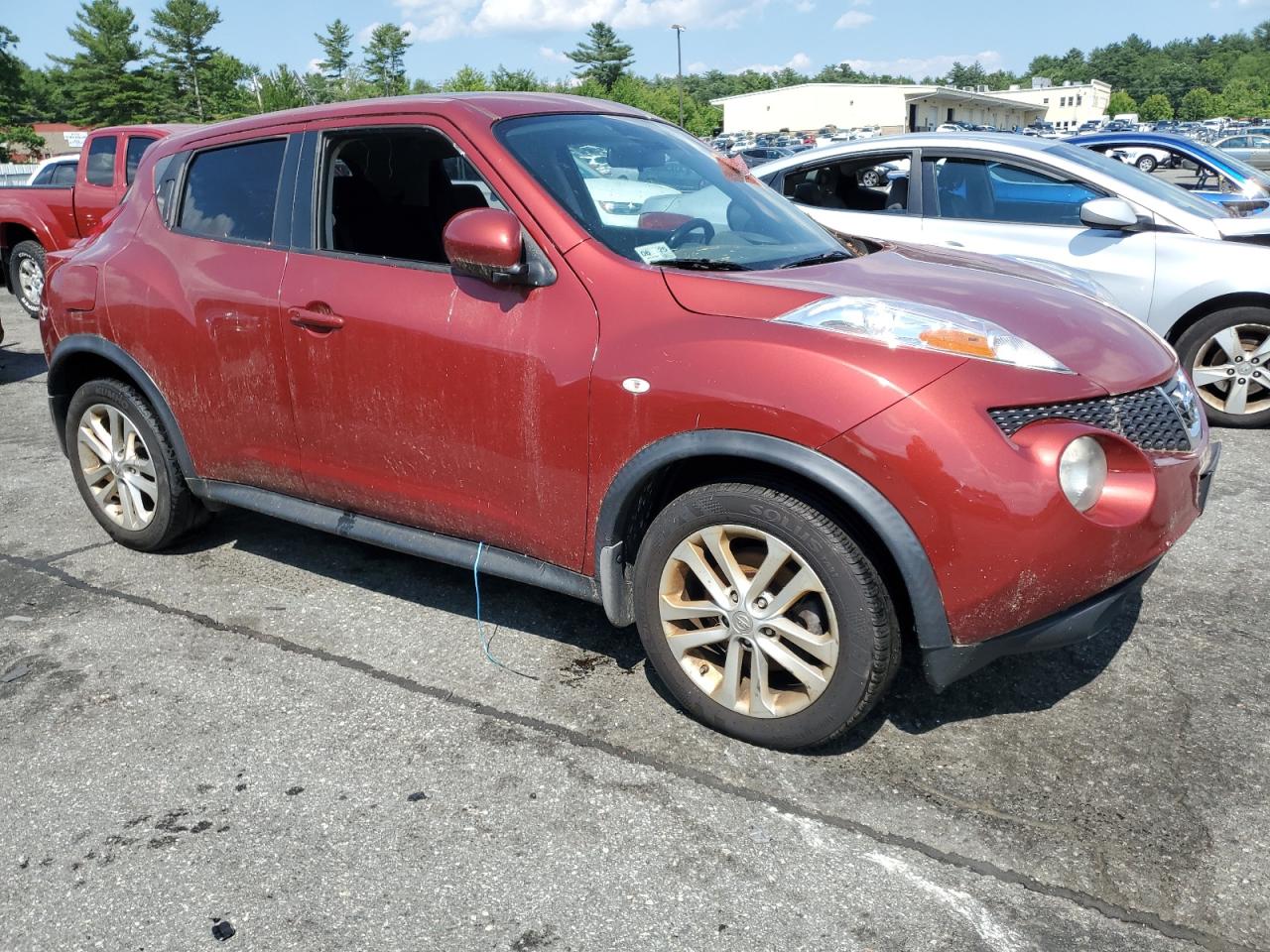 2012 Nissan Juke S vin: JN8AF5MV2CT109041