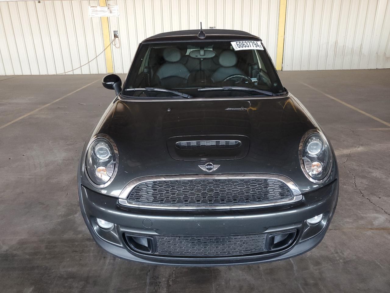 2014 Mini Cooper S vin: WMWZP3C53ET707737