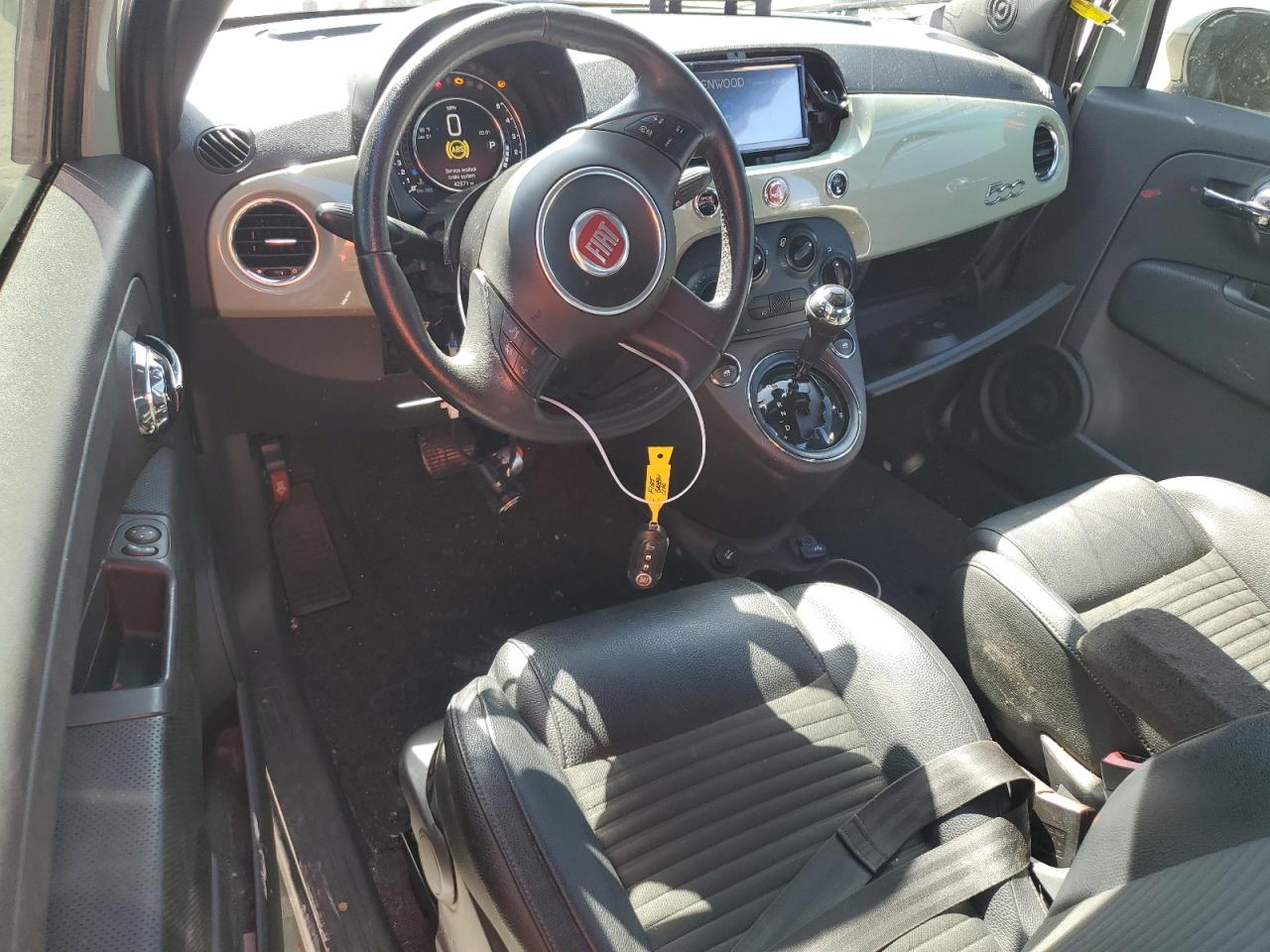 3C3CFFBR2FT676749 2015 Fiat 500 Sport